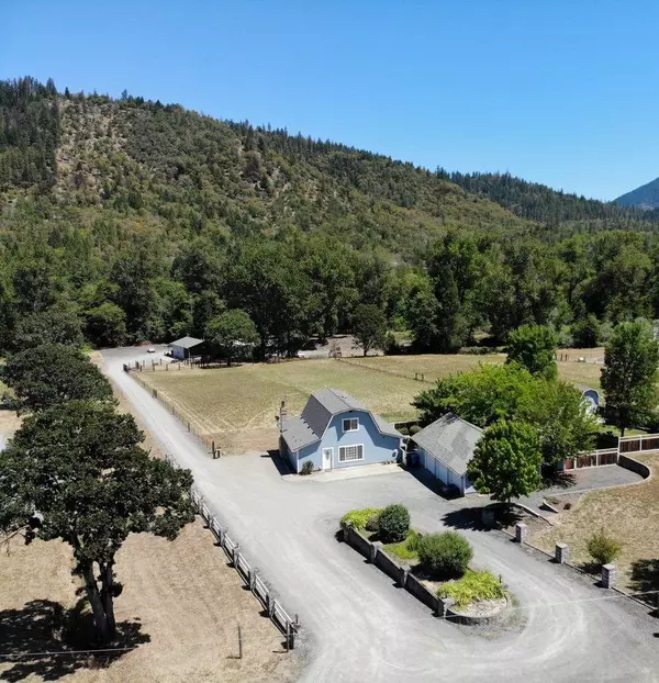 2912 Foots Creek Right Fork RD, Gold Hill, OR 97525