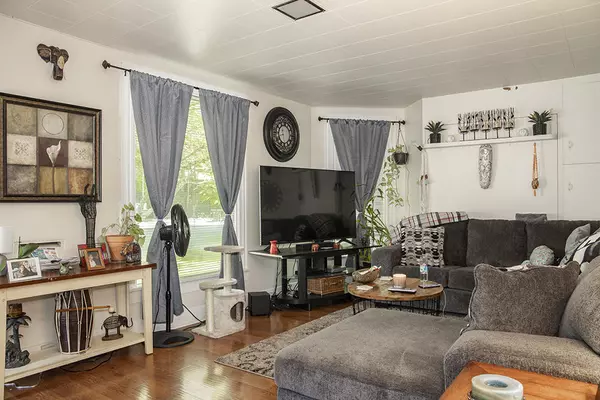 Grants Pass, OR 97526,511 A ST