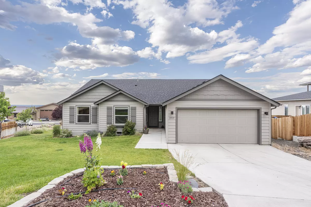 Redmond, OR 97756,3535 Grandview CT