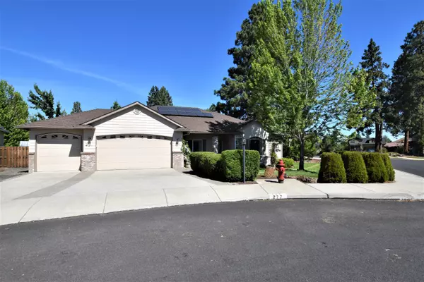 277 Soft Tail DR, Bend, OR 97702