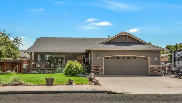 Redmond, OR 97756,1944 Quince AVE