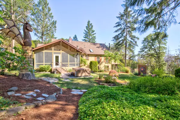 Medford, OR 97501,2315 Jasmine AVE