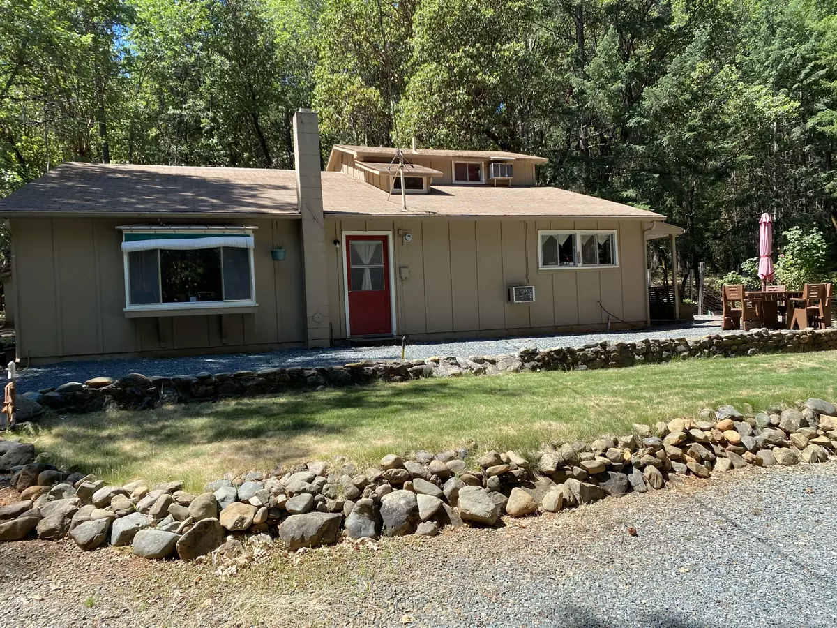 Grants Pass, OR 97527,673 Marcy Loop RD