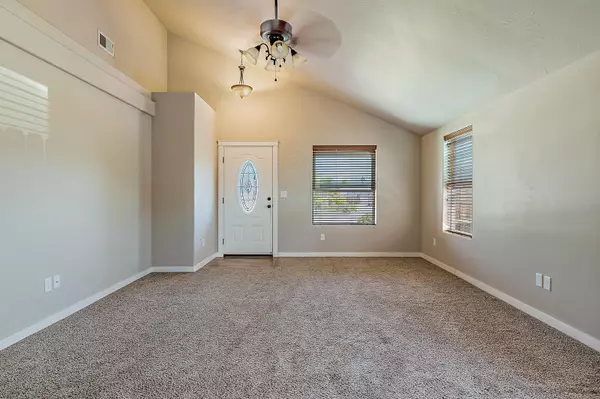 Medford, OR 97501,1180 Peachwood CT