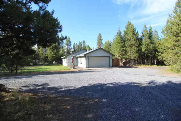 54772 Pinewood AVE, Bend, OR 97707