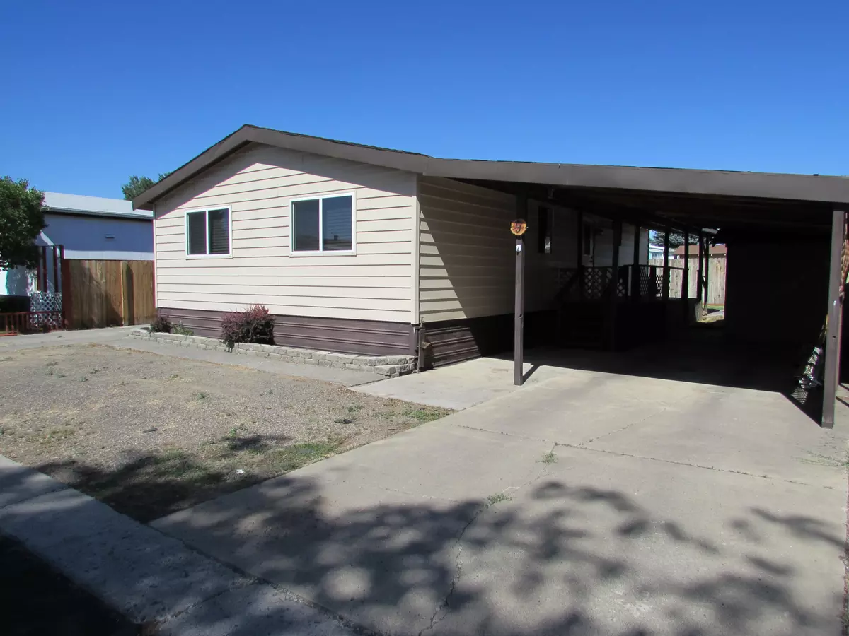 Redmond, OR 97756,1515 Fir AVE #9