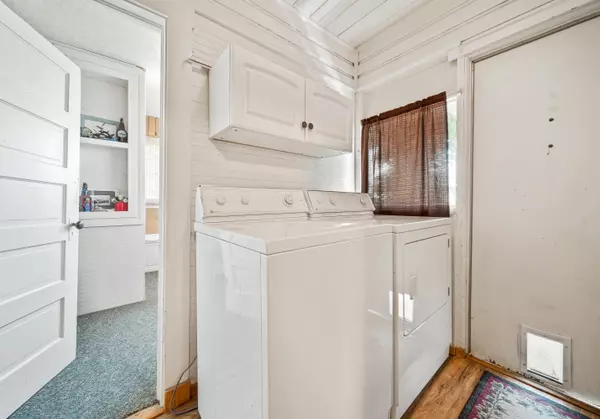 Medford, OR 97504,823 Sherman ST