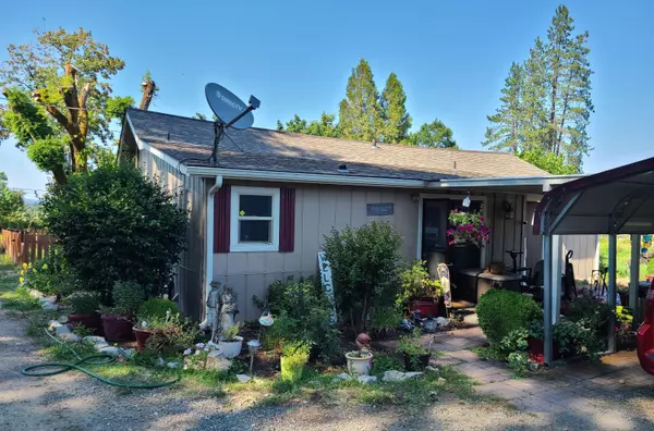 Grants Pass, OR 97527,4379 Redwood AVE