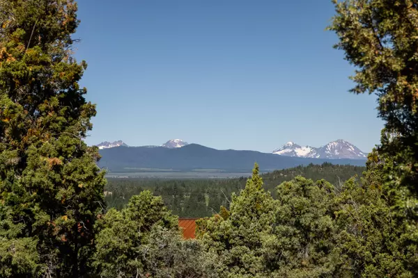 Bend, OR 97703,3455 Greenleaf WAY