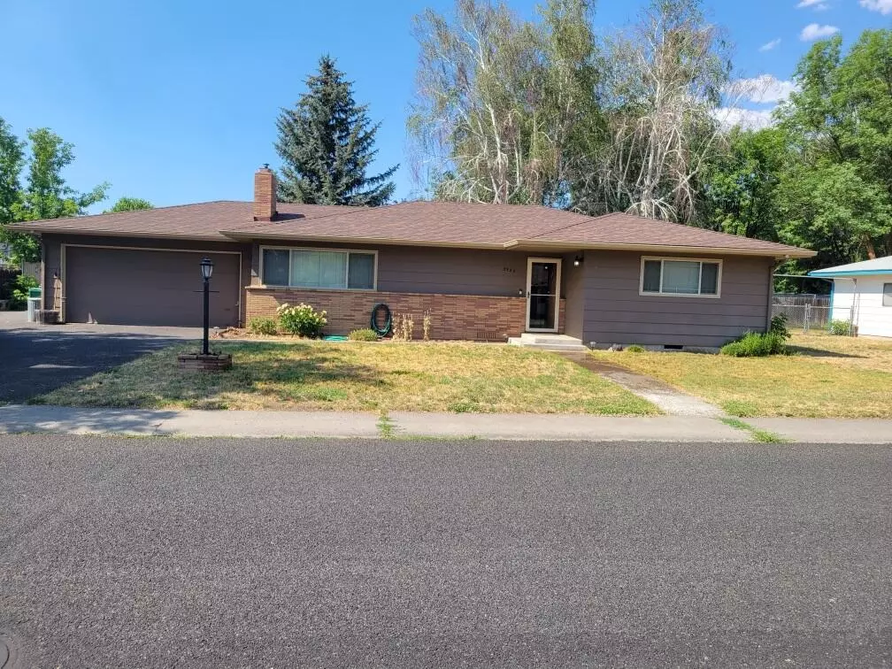 Klamath Falls, OR 97603,3925 Mazama DR