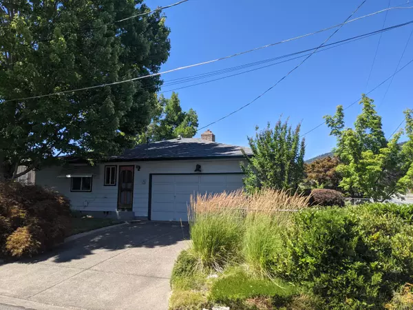 Grants Pass, OR 97526,728 Beacon DR