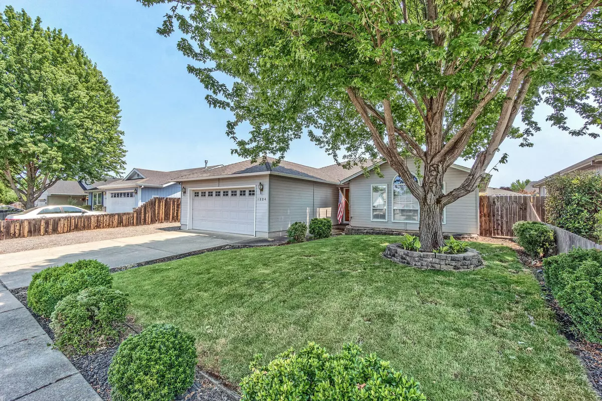 Central Point, OR 97502,1224 Looking Glass WAY