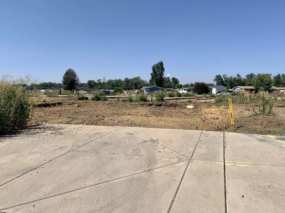 Medford, OR 97501,231 Oak Crest WAY