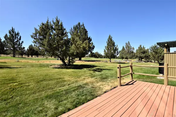 Redmond, OR 97756,1803 Prairie Falcon DR