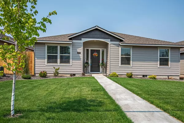 2365 Obsidian AVE, Redmond, OR 97756