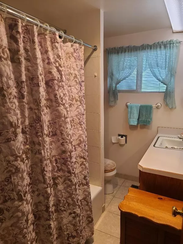 Klamath Falls, OR 97601,2515 California AVE