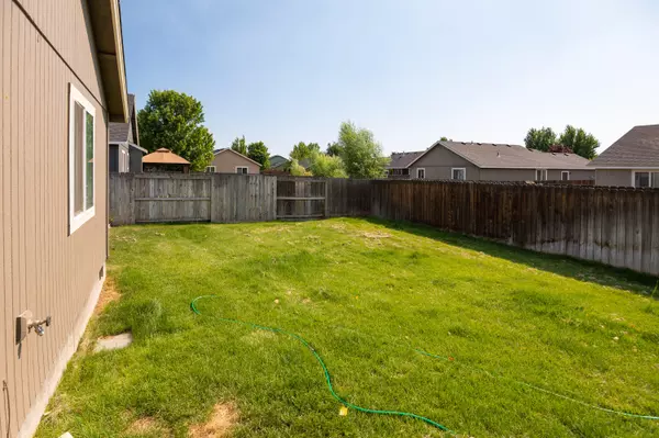 Redmond, OR 97756,2489 5th ST