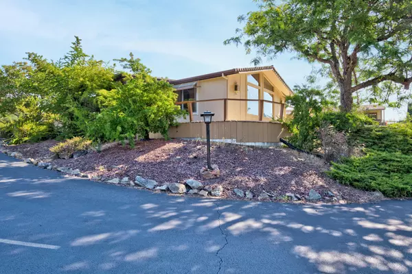 Grants Pass, OR 97526,413 Currie LN