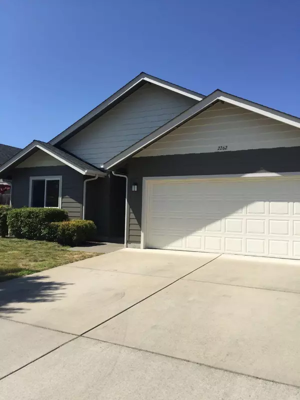 2262 Gayle WAY, Grants Pass, OR 97527