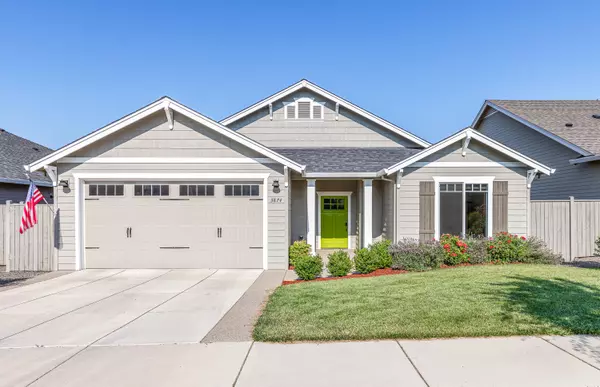 3874 Creek Mont DR, Medford, OR 97504