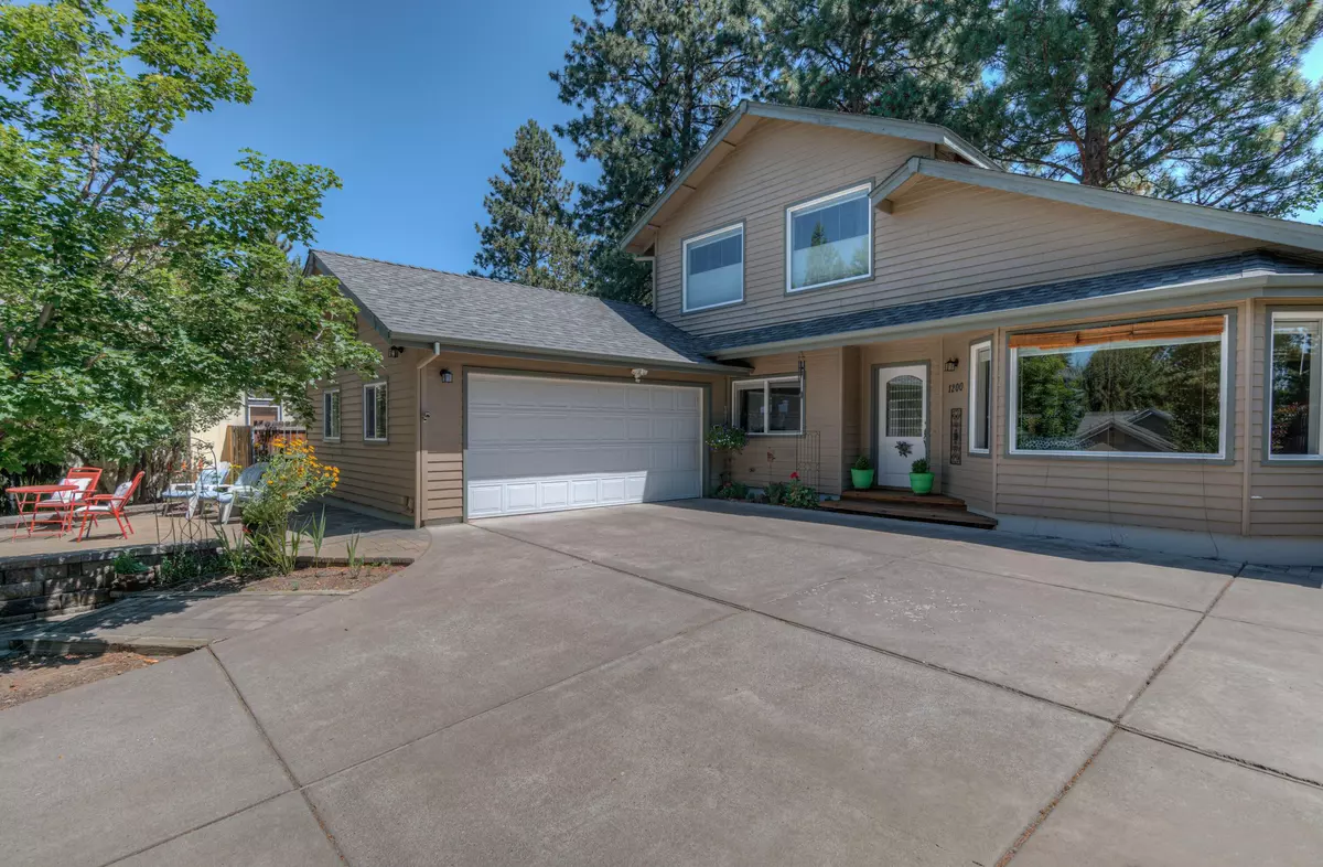 Bend, OR 97702,1200 Teakwood DR