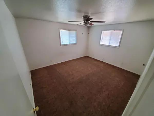 Medford, OR 97501,629-631 Ross Ln