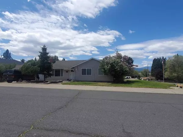 2647 Chantal AVE, Klamath Falls, OR 97601