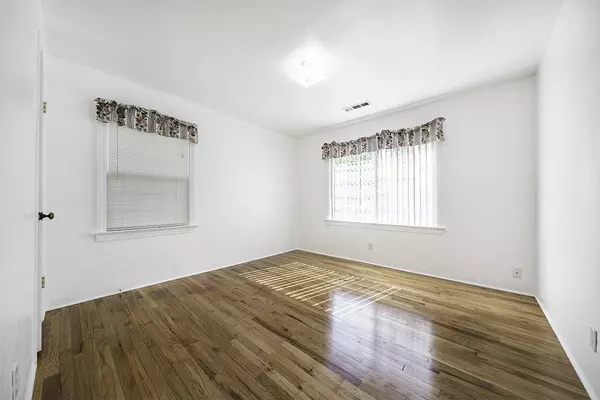Medford, OR 97501,1016 Whitman AVE