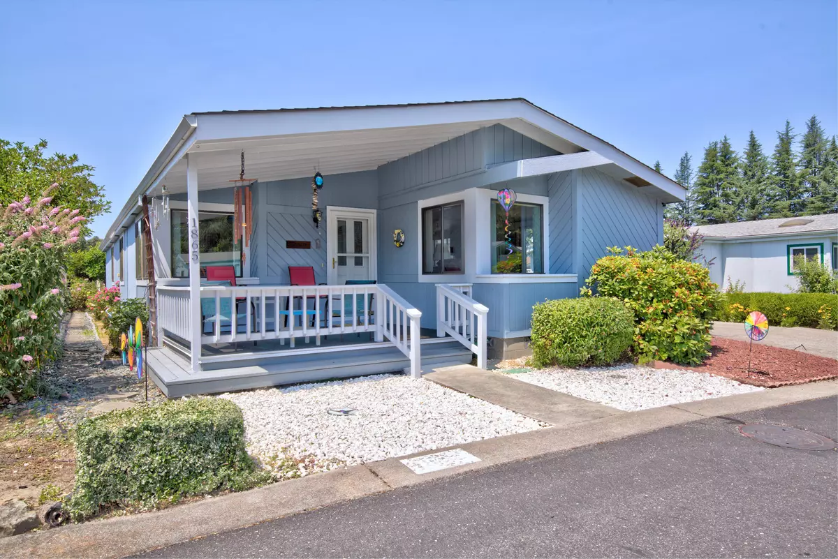 Grants Pass, OR 97527,1865 Tamarac LN