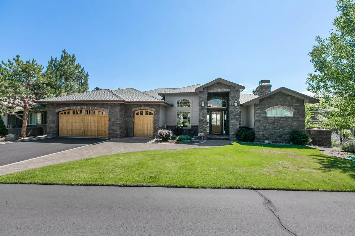 Redmond, OR 97756,1612 Eagle Springs CT