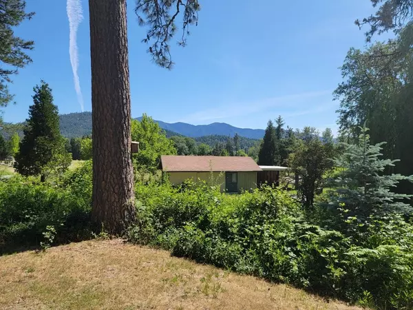 Grants Pass, OR 97527,1611 Timberidge RD