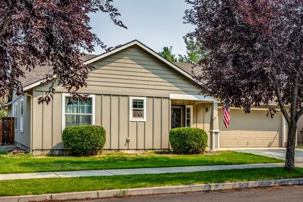 3427 Kalama AVE, Redmond, OR 97756