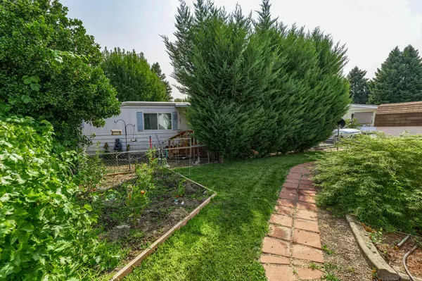Medford, OR 97501,3431 Pacific HWY #37