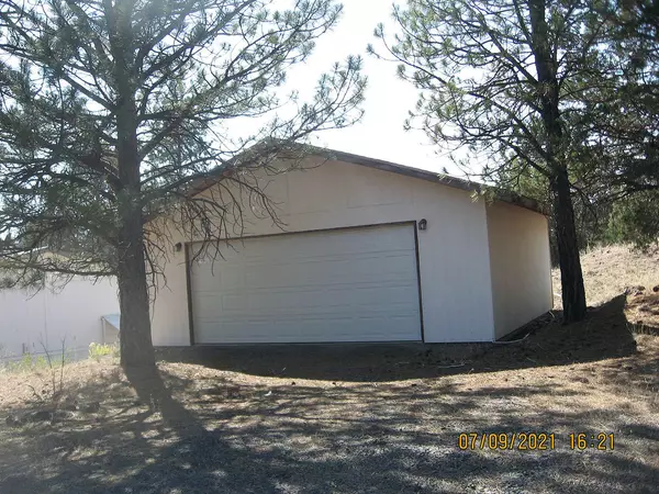 Bonanza, OR 97623,5640 Blue Heron DR