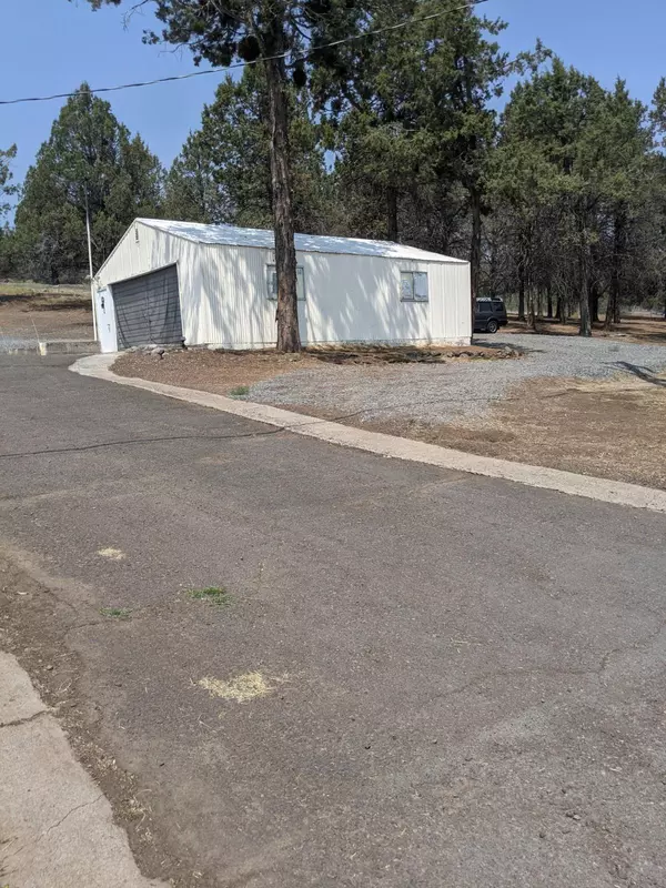 Klamath Falls, OR 97601,8221 OR-66