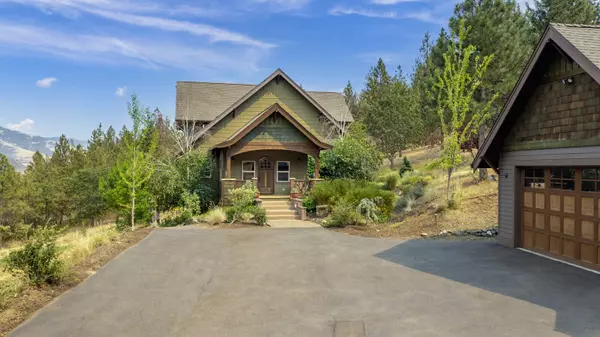 Ashland, OR 97520,2208 Lupine DR