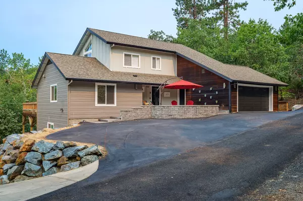 Grants Pass, OR 97526,524 Woodson DR