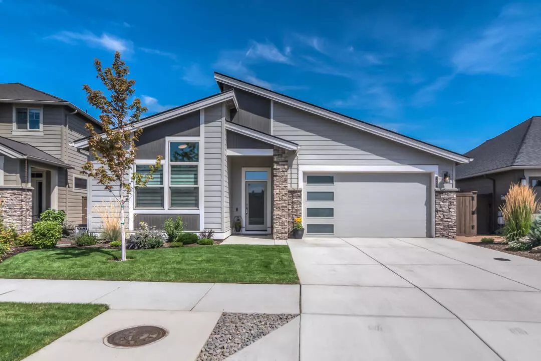 Redmond, OR 97756,3655 Coyote LN