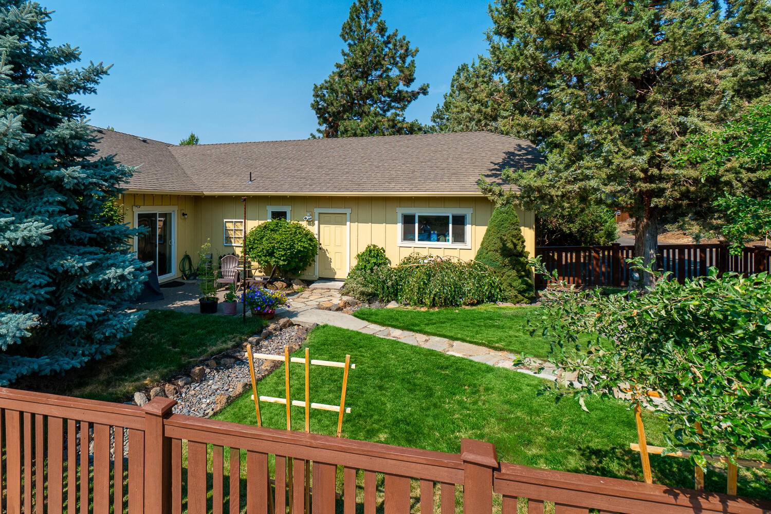 Bend, OR 97701,20292 Halfway RD