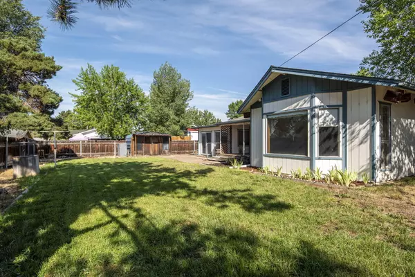 Redmond, OR 97756,1020 Poplar AVE