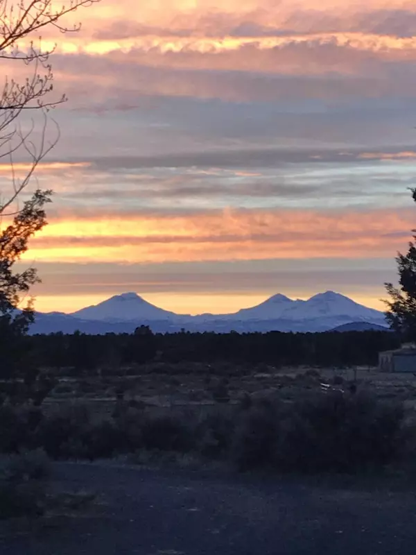 Powell Butte, OR 97753,1464 Bent LOOP