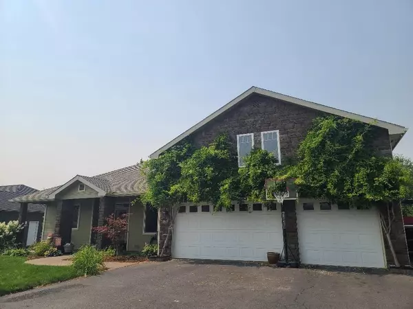 Klamath Falls, OR 97602,6322 Ventura DR