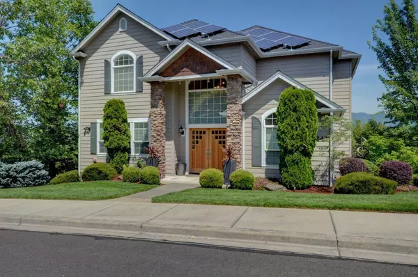 2243 Linden LN, Grants Pass, OR 97527