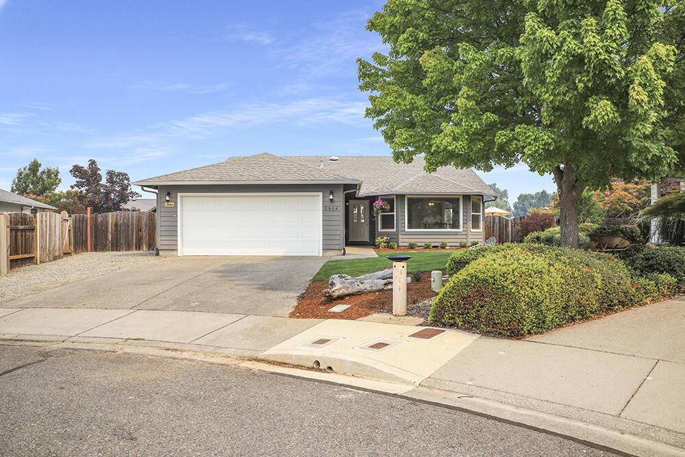 Grants Pass, OR 97527,2954 Stellar CT