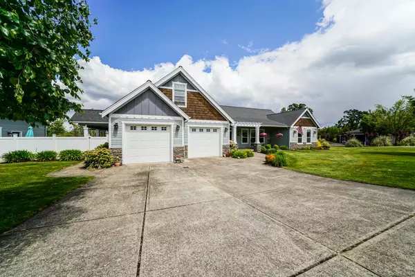 Salem, OR 97317,6281 Top Knot LN NE