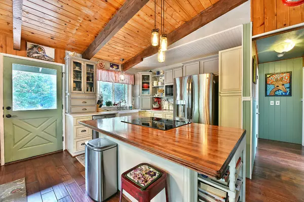 Selma, OR 97538,158 Hogue DR