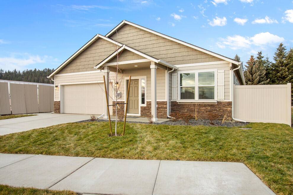 Medford, OR 97504,1631 Bronte CIR