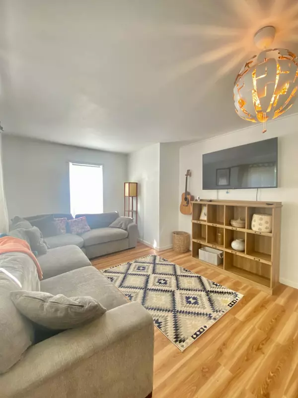 Klamath Falls, OR 97601,403 Torrey ST