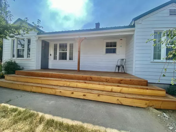 Klamath Falls, OR 97601,403 Torrey ST