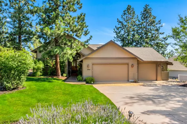 2932 Fairway Heights DR, Bend, OR 97703